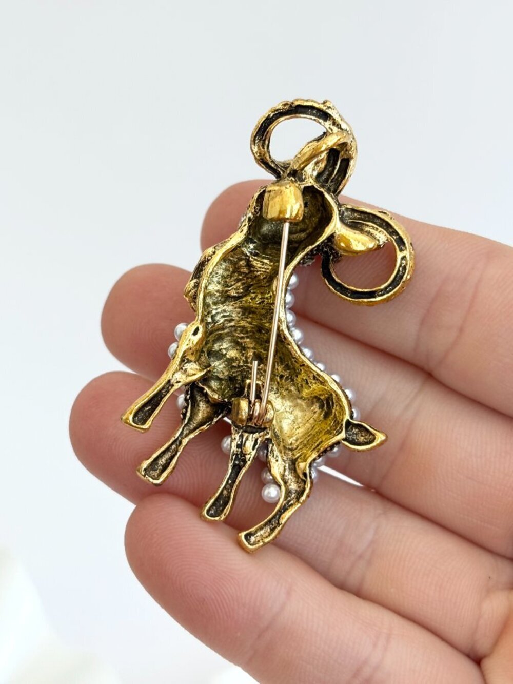 Goat Figural Gold Toned Pearl Accented Vintage Style Textured Brooch Pin - Picture 12 of 15